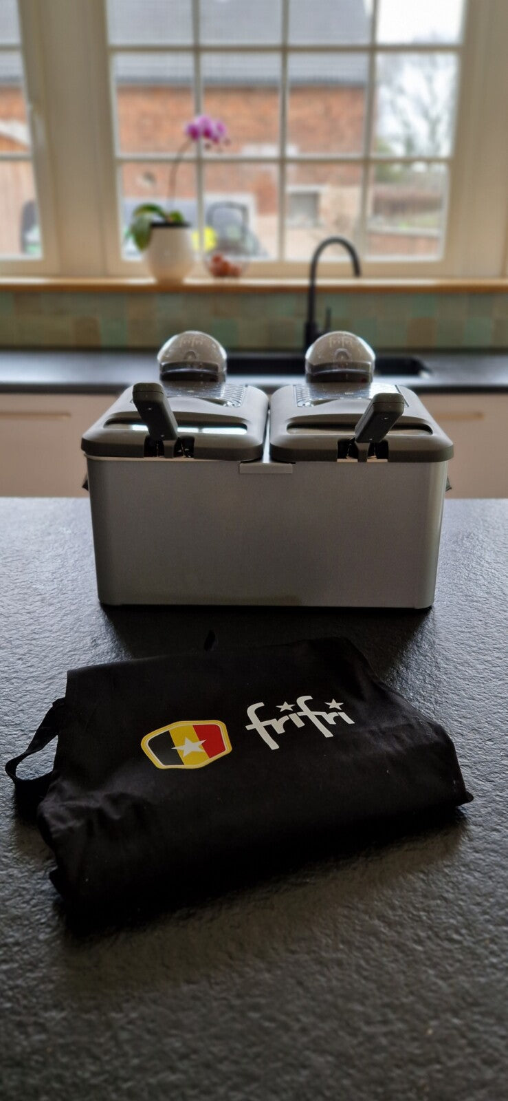 La Friteuse Double Cuve : L’atout méconnu de votre cuisine