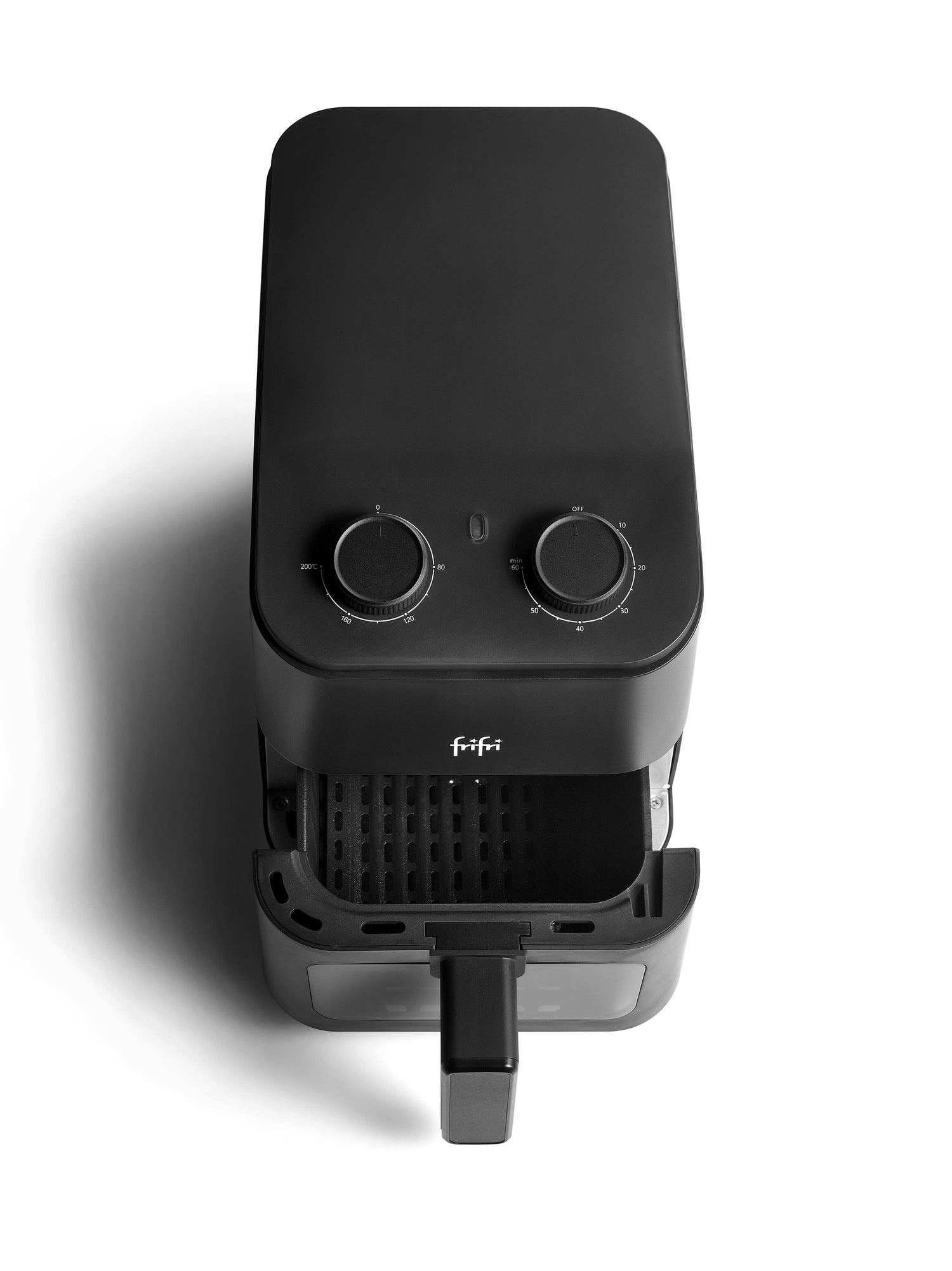 Vue de dessus d'une friteuse à air noire de la marque frifri sur un fond blanc.