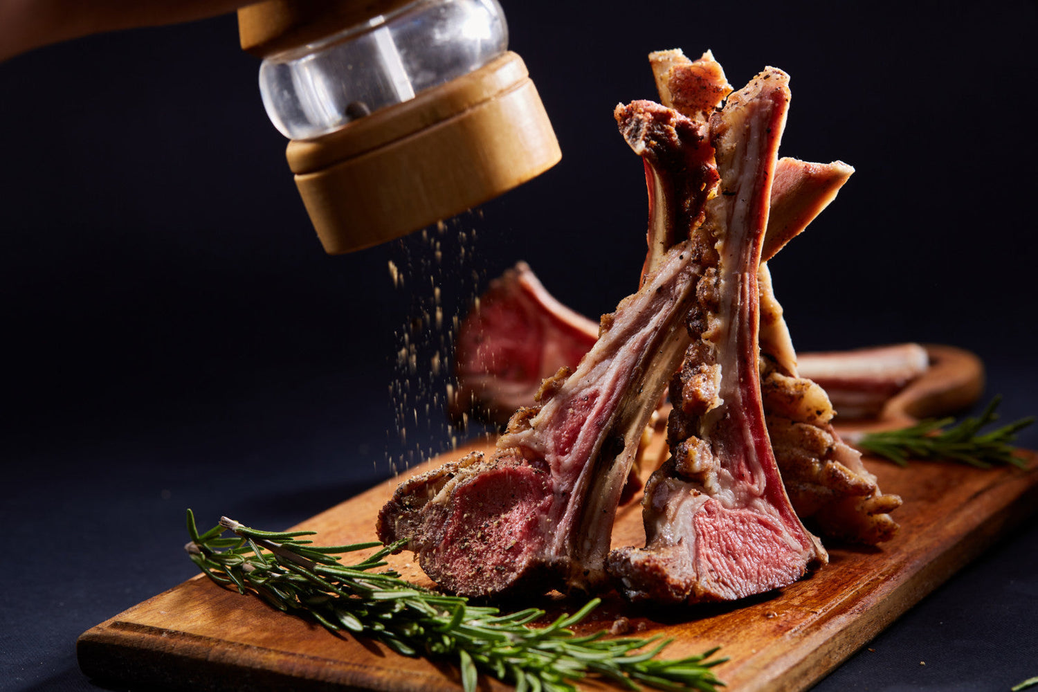 Côtes d’agneau marinées aux agrumes